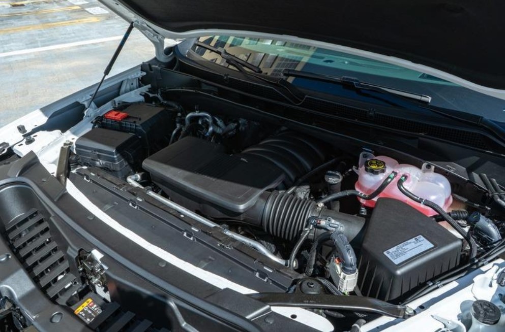 2023 Cadillac Escalade Towing Capacity Engine