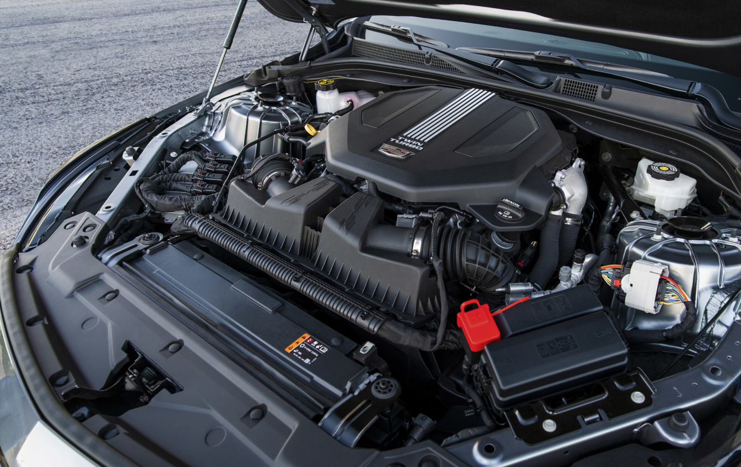 2022 Cadillac XT4 Luxury Engine