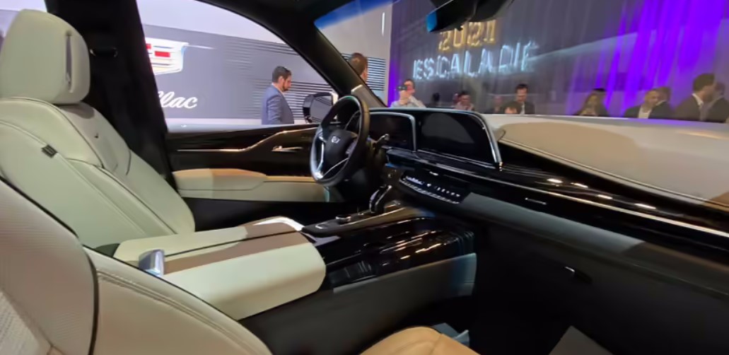 2023 Cadillac Escalade White Interior
