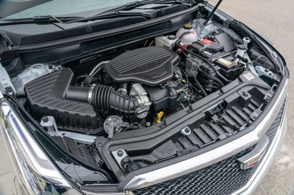 2023 Cadillac XT5 Premium Luxury Engine
