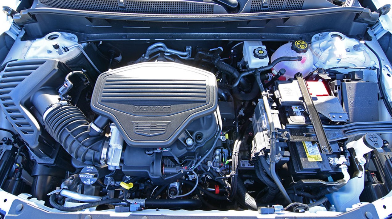 2023 Cadillac XT6 Black Engine