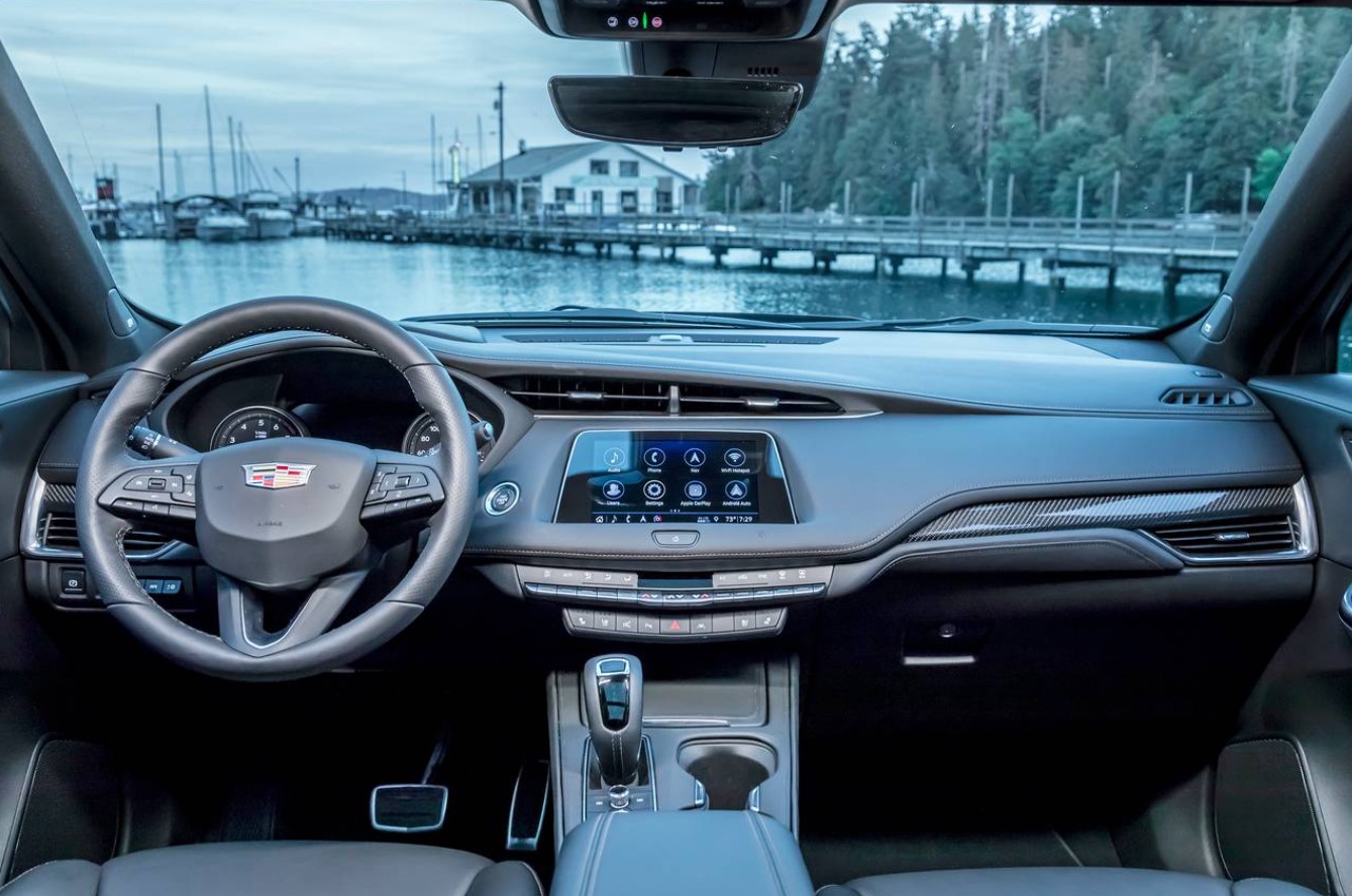 2023 Cadillac XT4 Luxury Interior